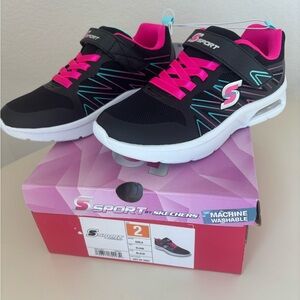 NEW Sports by Sketchers Big Kids Size 2